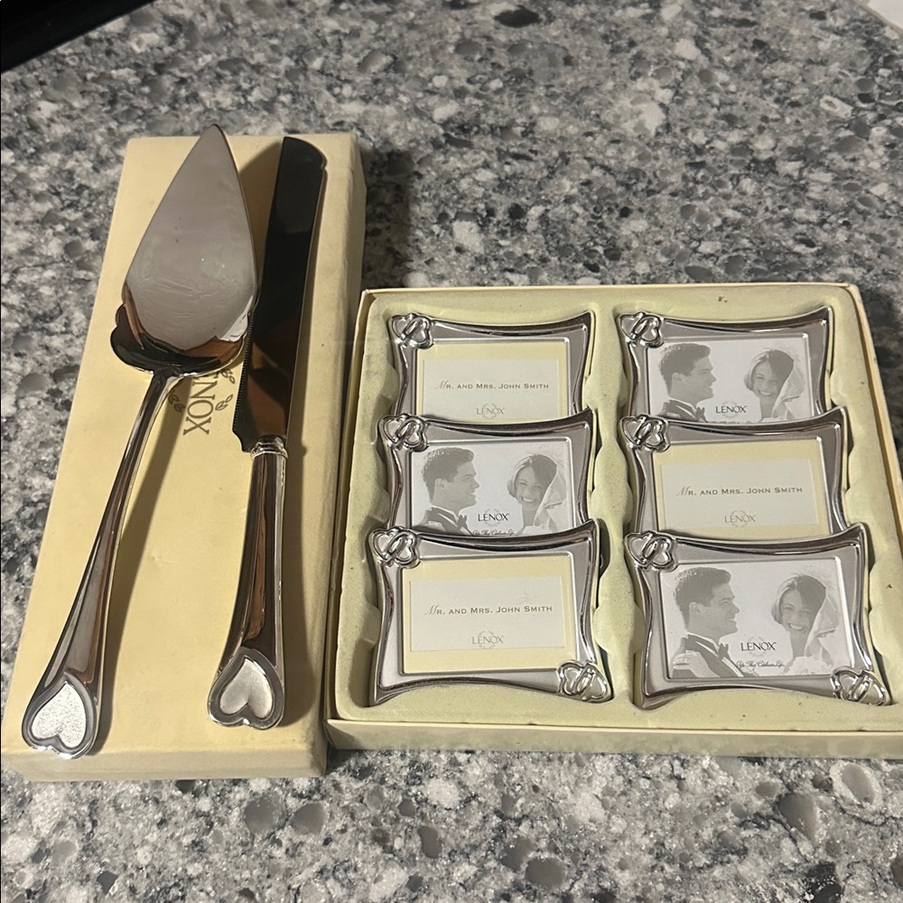 Lennox promises cake set silver and place card frames plated heart design